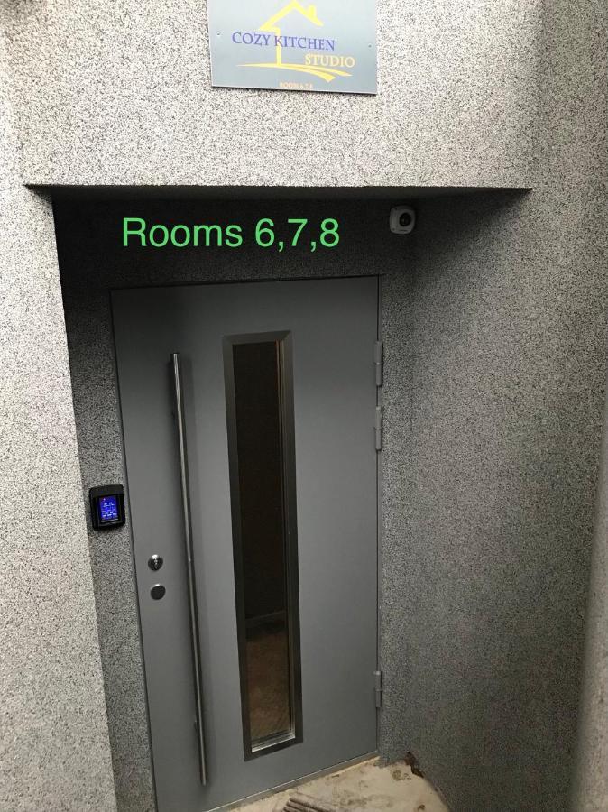 Liivalaia 40 cozy kitchen studio Tallin Zewnętrze zdjęcie